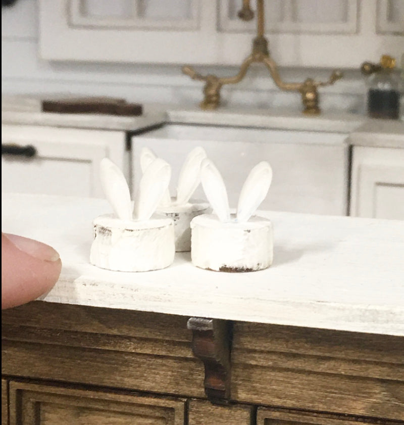 1:12 Scale | Miniature Dollhouse Farmhouse Easter Frosted Bunny Cupcakes 3PC