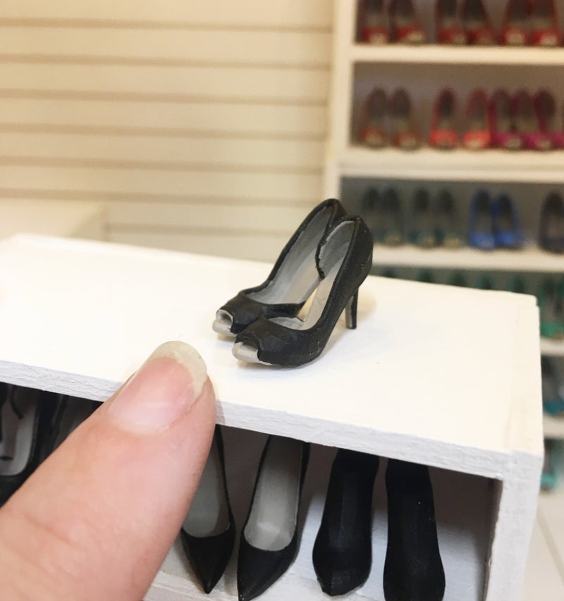 1:12 Scale | Miniature Farmhouse Shoes Heels Black