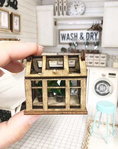 1:12 Scale  Miniature Farmhouse Laundry Powder & Capsules