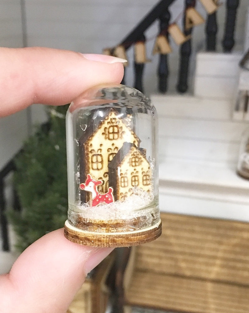Miniature 1:12 | Miniature Farmhouse Christmas  Red Reindeer Snow globe