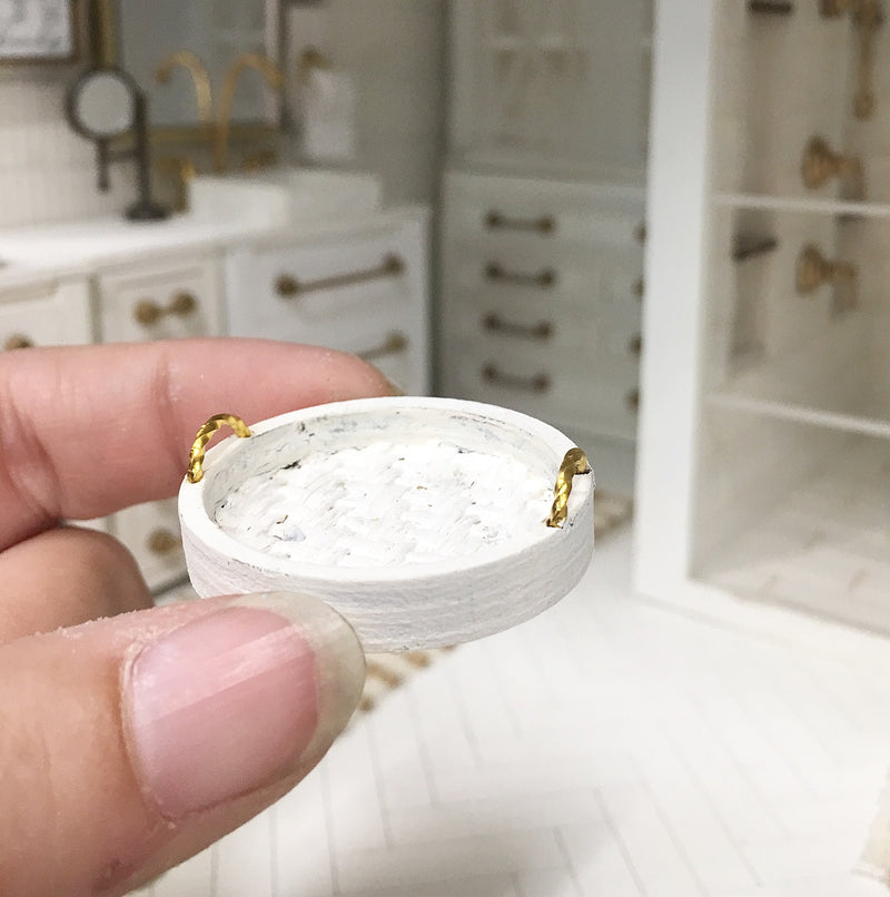 1:12 Scale | Miniature Farmhouse Bathroom Wicker Tray White