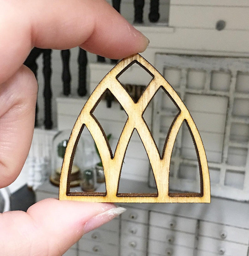 Miniature Wooden Arch pane