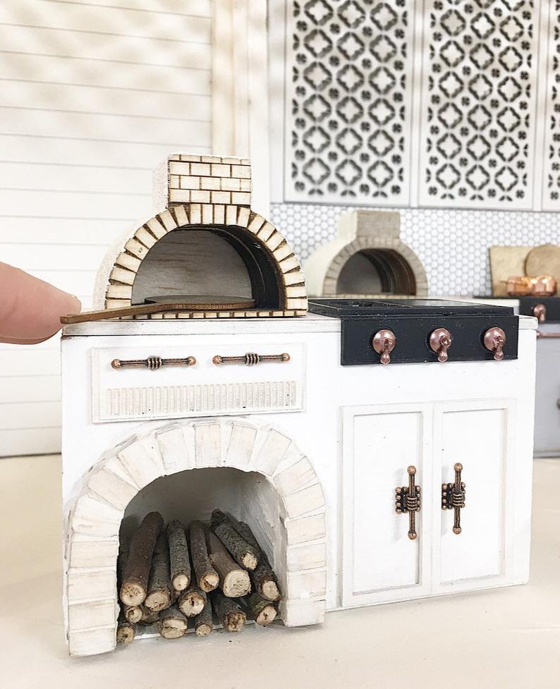 Miniature Dollhouse 1:12 Scale | Miniature Farmhouse Deluxe Pizza Oven with Grille